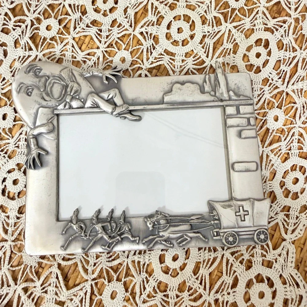 Vintage Humpty Dumpty Pewter Tone Metal Picture Frame Nursery Rhyme 3.5x5